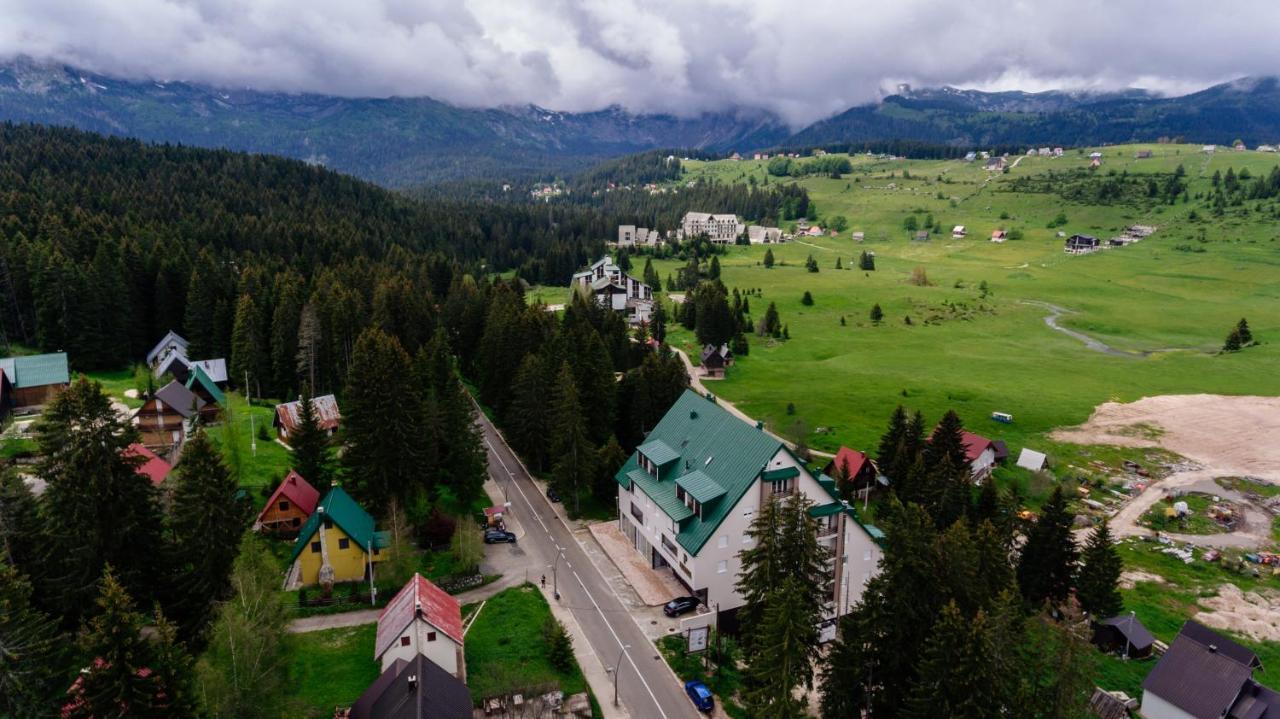 Pino Negro Zabljak Esterno foto