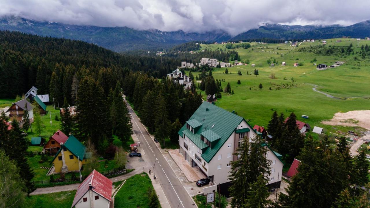 Pino Negro Zabljak Esterno foto