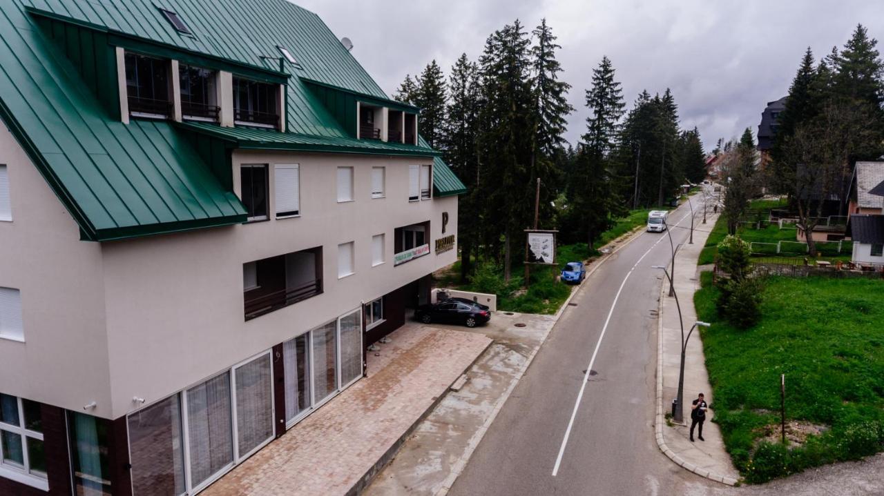 Pino Negro Zabljak Esterno foto